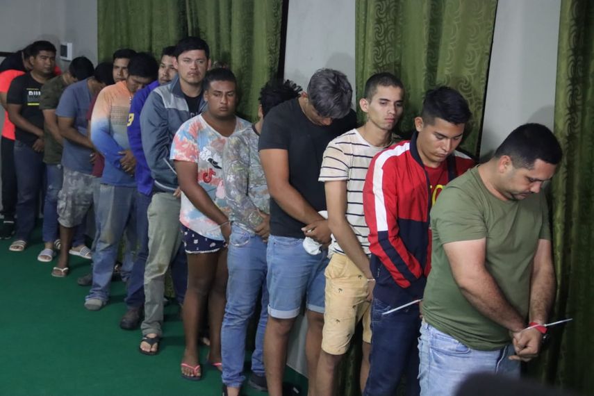 Entre los detenidos hay bolivianos y brasileños