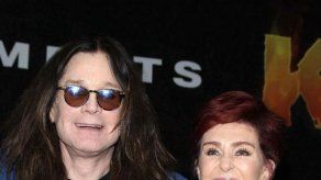 Sharon Osbourne quiere a Ozzy a pesar de considerarle un perro