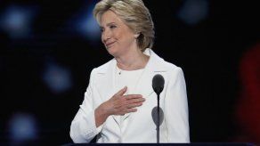 Clinton amplía su ventaja sobre Trump a ocho puntos tras las convenciones