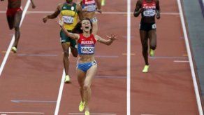 Rusa Savinova gana 800 metros