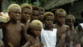 Indígenas de Islas Salomón son rubios de piel oscura por un gen