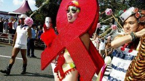 Científicos lanzan estrategia global para curar el SIDA