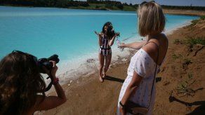 Un lago contaminado de apariencia paradisíaca