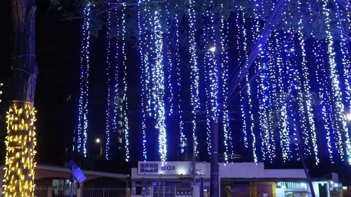 Encendido de navideño de la Alcaldía de Panamá. Encendido de navideño de la Alcaldía de Panamá.