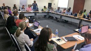 Meduca y gremios docentes abordan sobre calidad educativa y jornada extendida