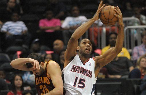 Los Hawks ganan y cierran en cuarta posición