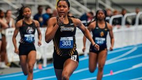 Velocista panameña Cristal Cuervo impone nuevo récord nacional en 200 metros indoor