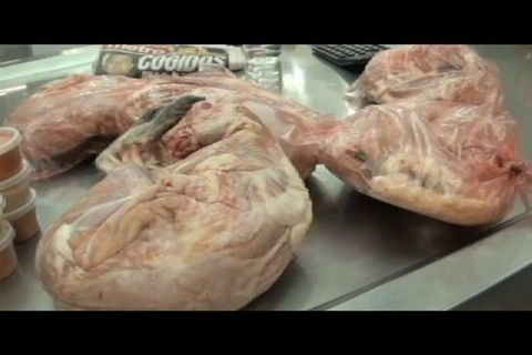 Comida más exótica tiene su lugar en mercado mexicano de San Juan