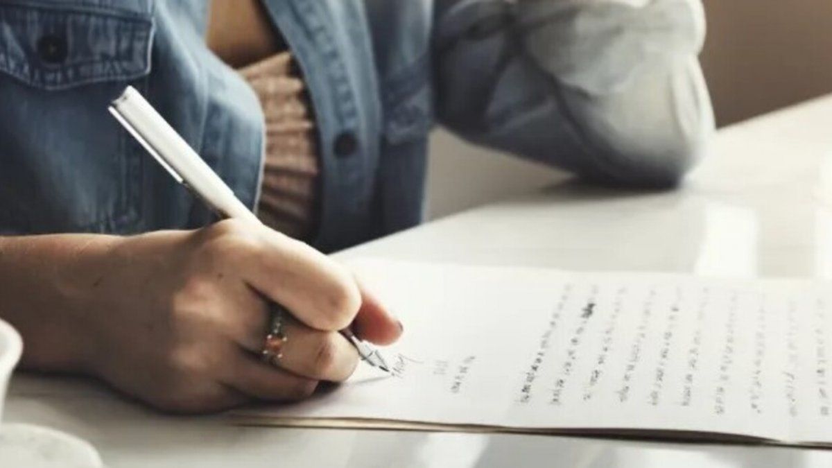 Redacta la Carta perfecta para tu novio: haz esto para sorprender a tu pareja.