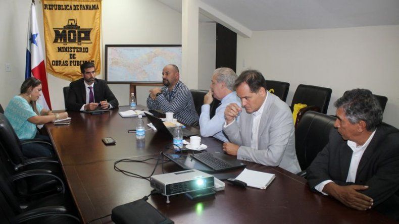 Construcción del puente binacional sobre el río Sixaola tiene un 36% de avance