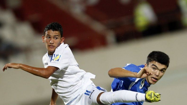 Honduras pasa a cuartos de final con victoria por 1-0 ante Uzbekistán