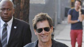 Kevin Bacon está extremadamente orgulloso de su hija