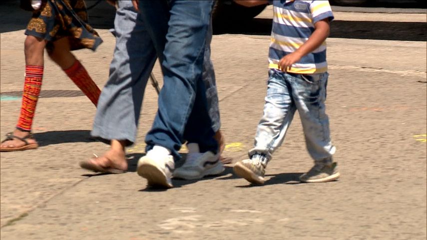 Piden a los padres de familia estar pendientes de sus hijos para que estén en sus casas antes del horario de toque de queda.