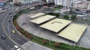 Avanza construcción de la tarima principal para la JMJ en la Cinta Costera