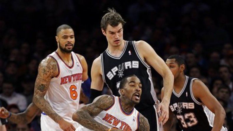 Knicks aplastan a los Spurs y les rompen su racha