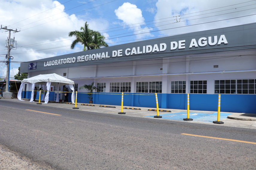 Veraguas cuenta con nuevo laboratorio de calidad del agua regional.