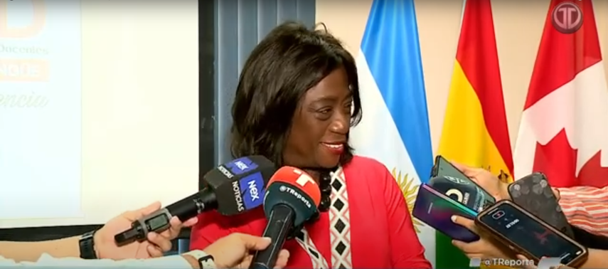 La ministra Lucy Molinar brindará detalles sobre la compra de laptops la próxima semana.