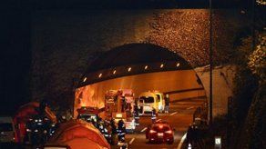 Japón: Cae techo de túnel en autopista; 9 muertos