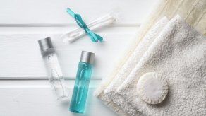 Cadena de hoteles dejará de dar botellitas de champú