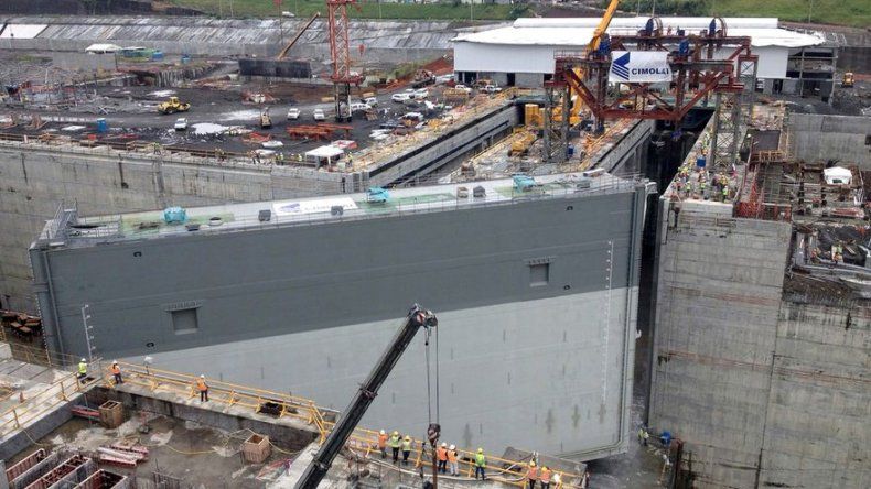 Este martes instalarán la última compuerta de ampliación del Canal
