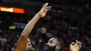Harden anota 41 puntos
