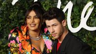 London (United Kingdom), 20/11/2021.- Indian actress Priyanka Chopra (L) and US singer Nick Jonas arrive for the Fashion Awards 2021 at the Royal Albert Hall in London, Britain, 29 November 2021. (Moda, Reino Unido, Londres) EFE/EPA/VICKIE FLORES London (United Kingdom), 20/11/2021.- Indian actress Priyanka Chopra (L) and US singer Nick Jonas arrive for the Fashion Awards 2021 at the Royal Albert Hall in London, Britain, 29 November 2021. (Moda, Reino Unido, Londres) EFE/EPA/VICKIE FLORES