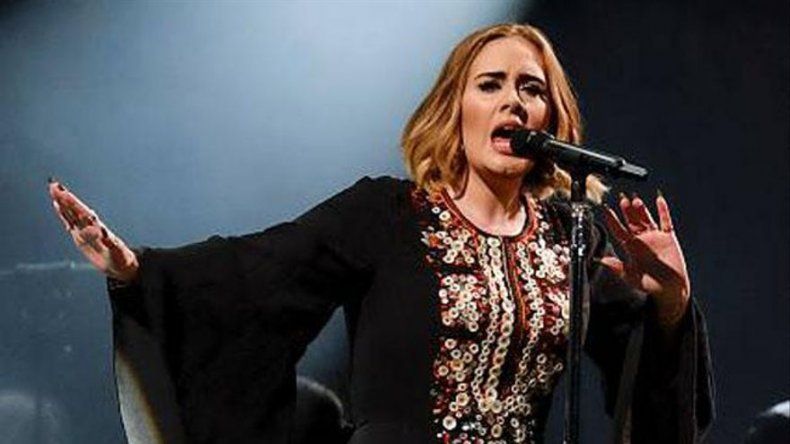 Adele quiere volver a ser madre antes de su 30 cumpleaños