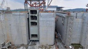Ampliación del Canal de Panamá en su recta final para inundarla en un mes