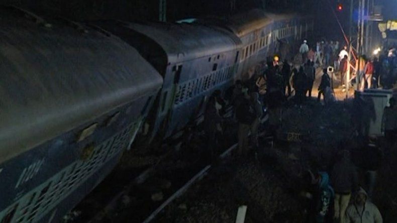 Una nueva tragedia ferroviaria causa 39 muertos y 50 heridos en India