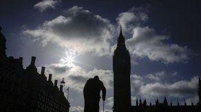 Conservadores de May pierden mayoría en Parlamento británico