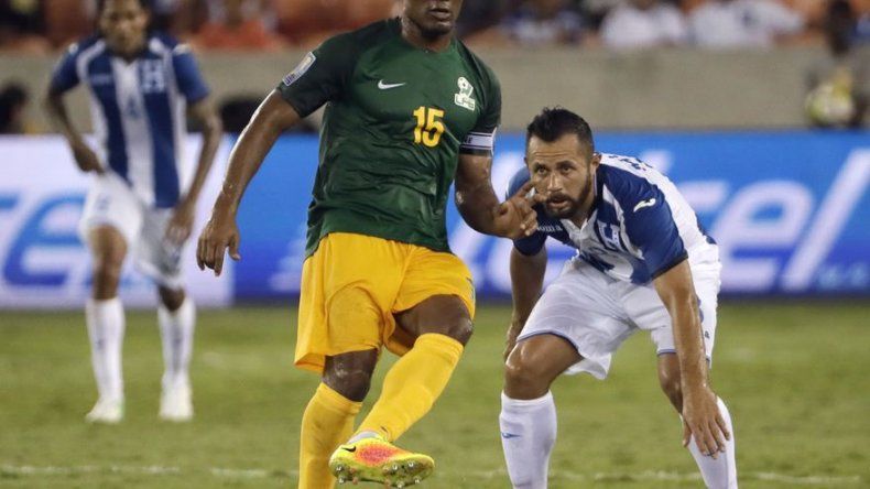 Inhabilitado, Malouda juega por Guyana Francesa en Copa Oro