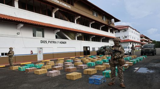 SENAN decomisó más de 3,200 paquetes de presunta droga SENAN decomisó más de 3,200 paquetes de presunta droga