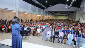 Directores de escuelas se reúnen con la ministra Molinar