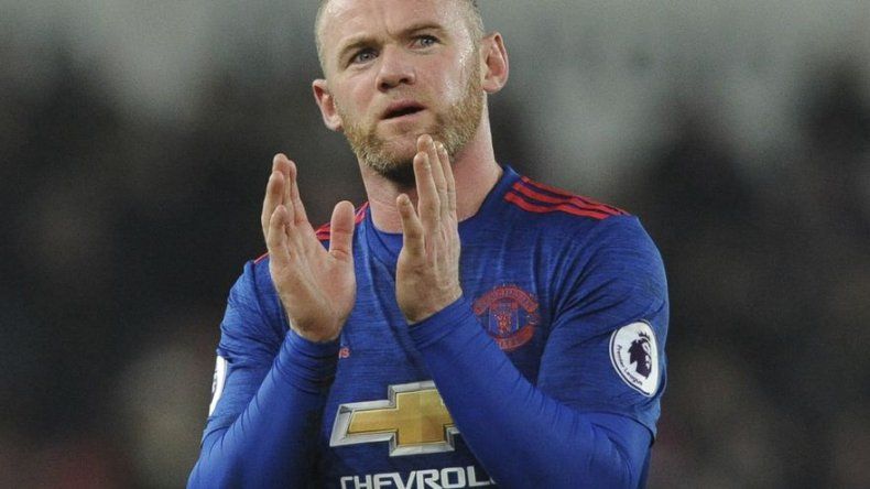 Rooney se convierte en goleador histórico de Man United