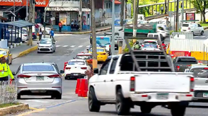 Avenida 12 de octubre. Trabajos de Sanemaiento en vía Transistmica.