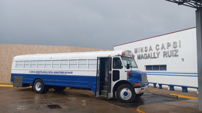 Unidad Móvil Odontológica del MINSA.