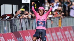 El colombiano Egan Bernal gana su primer Giro de Italia