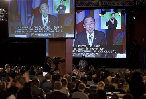 Líderes se comprometen con desarrollo sustentable entre dudas