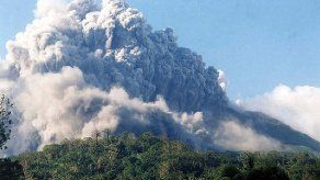 Filipinas: Al menos 1.100 evacuados por erupción del volcán Bulusan