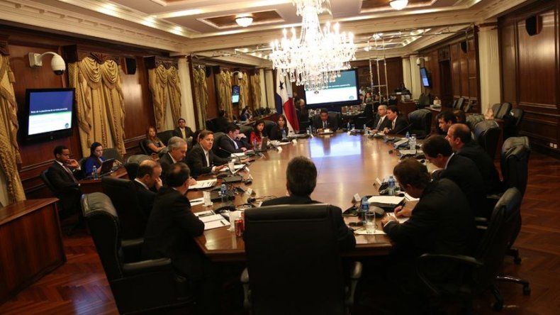 Gobierno inicia este martes diálogo interno de cara a escándalo por caso Mossack Fonseca
