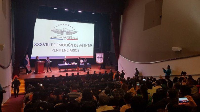 El Mingob gradúa a 65 nuevos custodios penitenciarios
