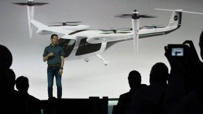 Uber da una muestra de sus futuristas taxis voladores