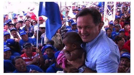 Juan Carlos Navarro encabeza sondeos para presidente de Panamá