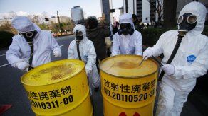 Miles protestan antes de aniversario de Fukushima