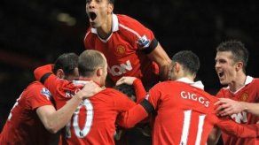 Ferdinand y Vidic dan la bienvenida a David Moyes