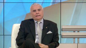 Anuncian fusión de Banco Universal y Canal Bank