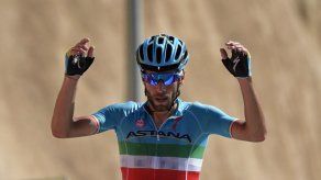 Nibali se hace con la cuarta etapa y con el liderato