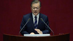 Gobierno surcoreano reemplaza al ministro de Finanzas ante el bache económico