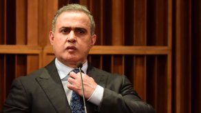 Fiscal venezolano pide privar de libertad al esposo de su antecesora