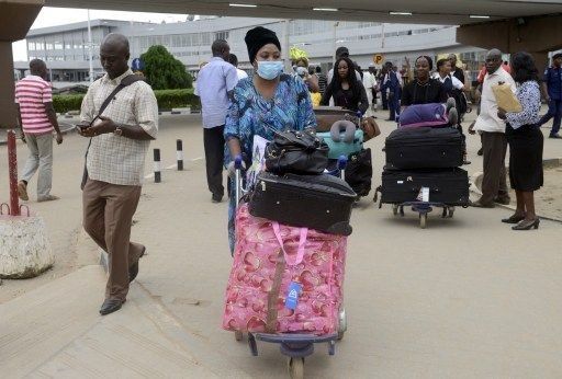 Japón evacúa a sus 24 cooperantes de África Occidental por el ébola
